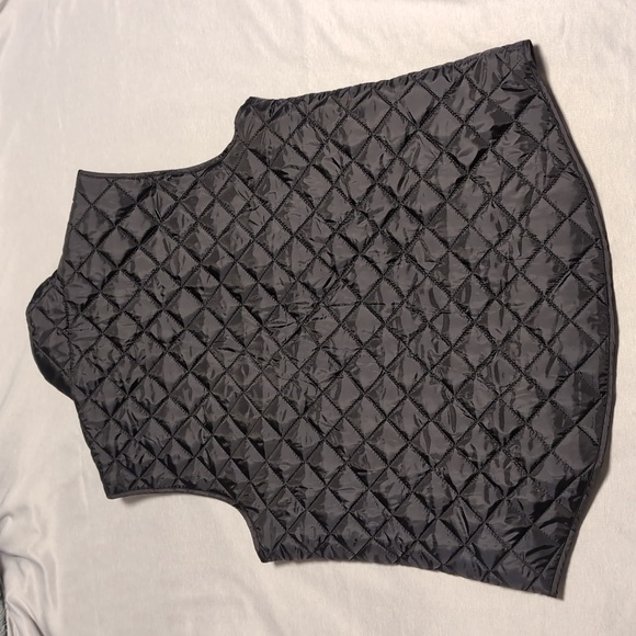 Vest - Picture 3 of 3